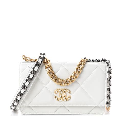 chanel 19 wallet on chain white|Chanel wallet on chain preis.